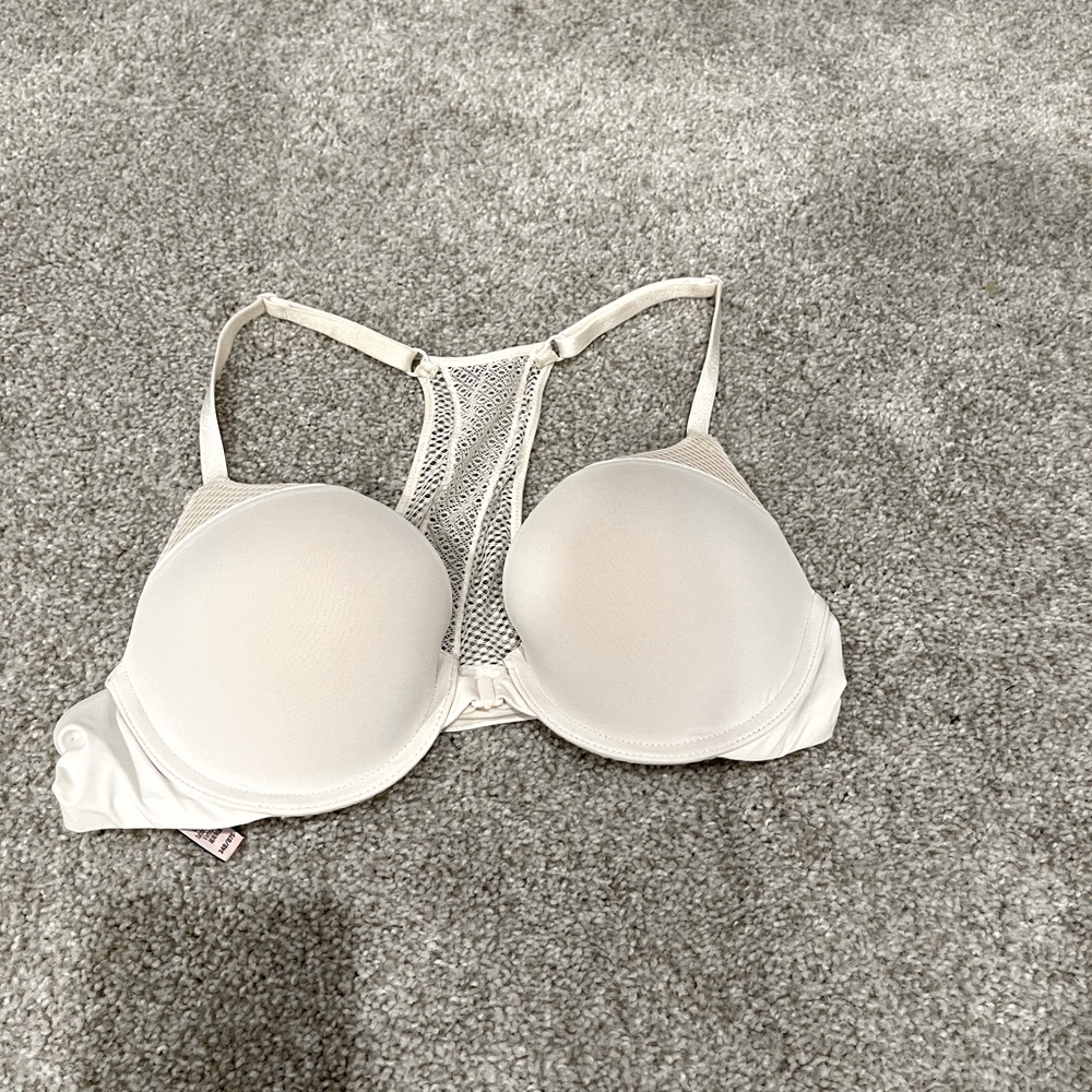 Victoria’s Secret T-shirt Push up bra